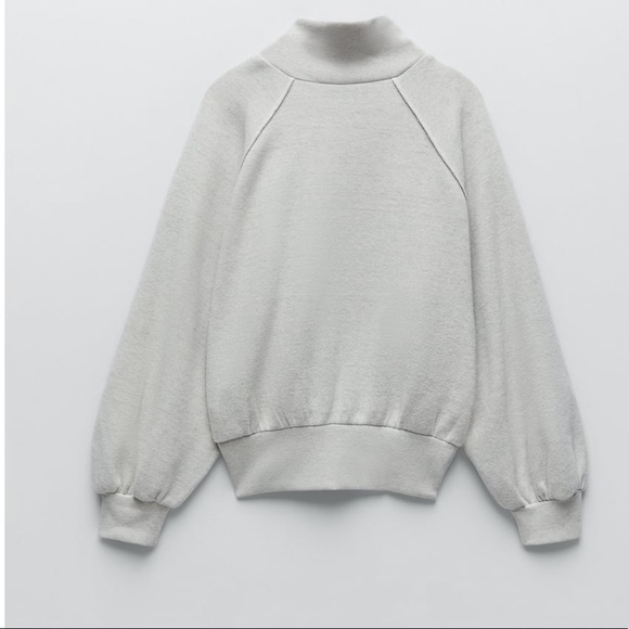 Zara Plush Balloon Sleeve Sweatshirt - Picture 1 of 6